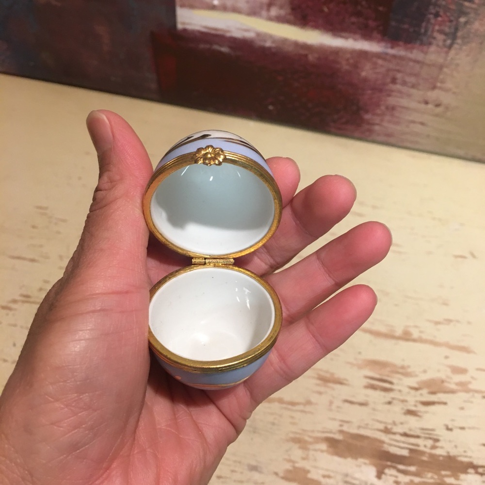 Limoges Box Egg - Picture 5 of 9